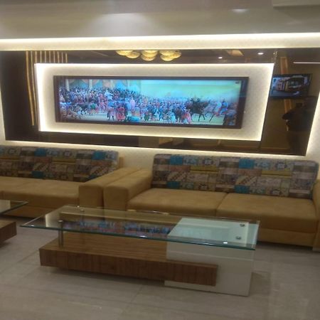 Csjs Inn By Krishna Group Of Hotels Amritsar Ngoại thất bức ảnh