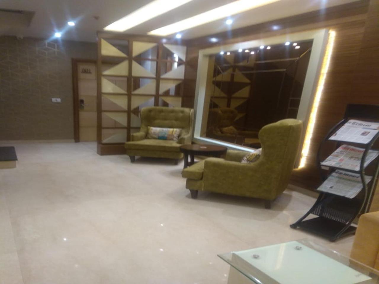 Csjs Inn By Krishna Group Of Hotels Amritsar Ngoại thất bức ảnh