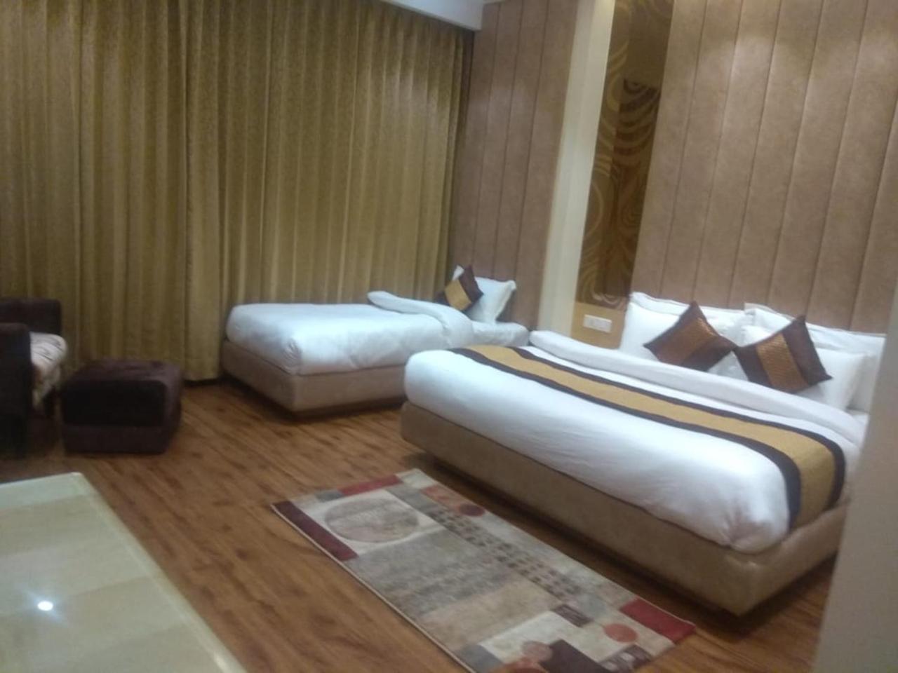 Csjs Inn By Krishna Group Of Hotels Amritsar Ngoại thất bức ảnh